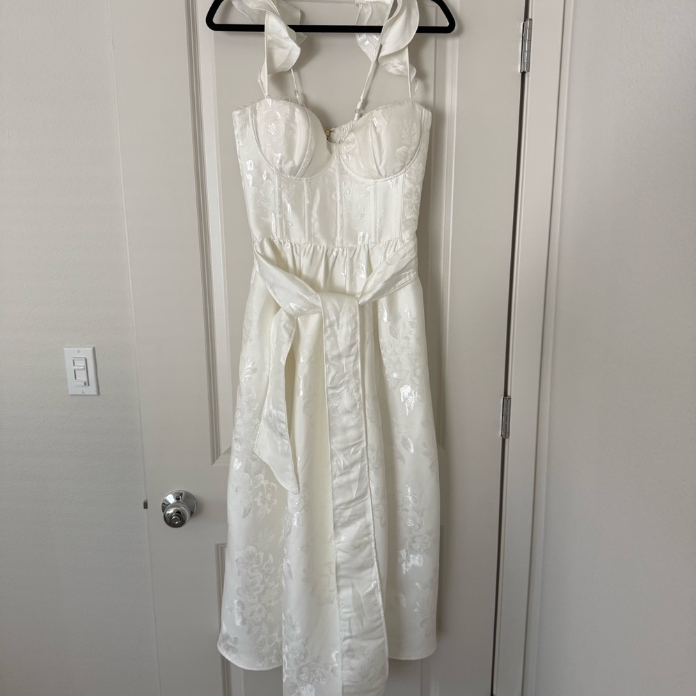 V. Chapman Vera Bustier Midi Dress in White Baroque Floral - Picture 6 of 12